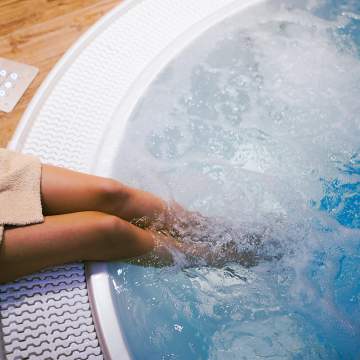 Installation de spa dans votre jardin par votre paysagiste à Sadirac proche de Libourne Installation de spa dans votre jardin par votre paysagiste à Sadirac proche de Libourne